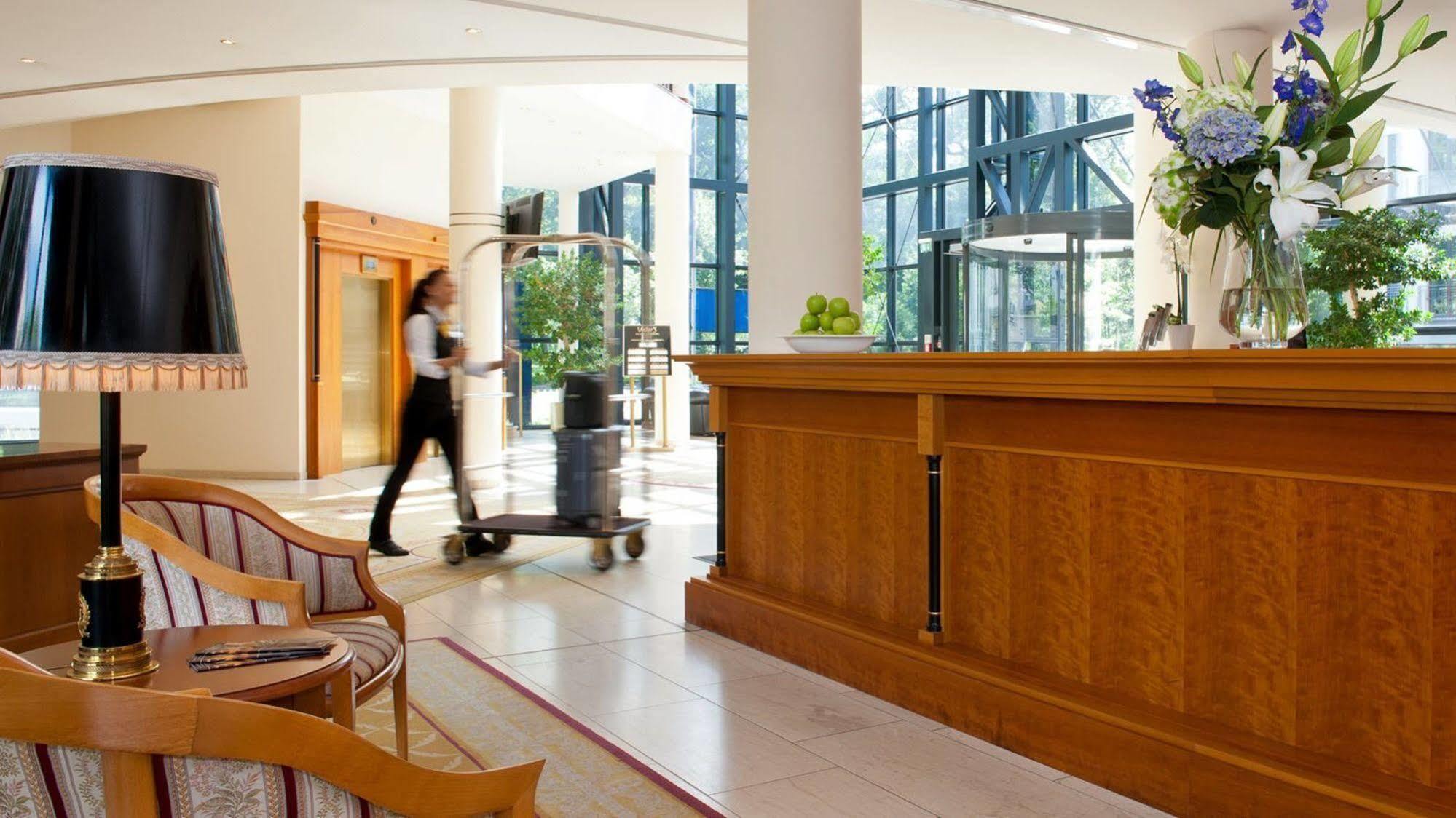 Victor's Residenz-hotel Mitte Hotel 4*