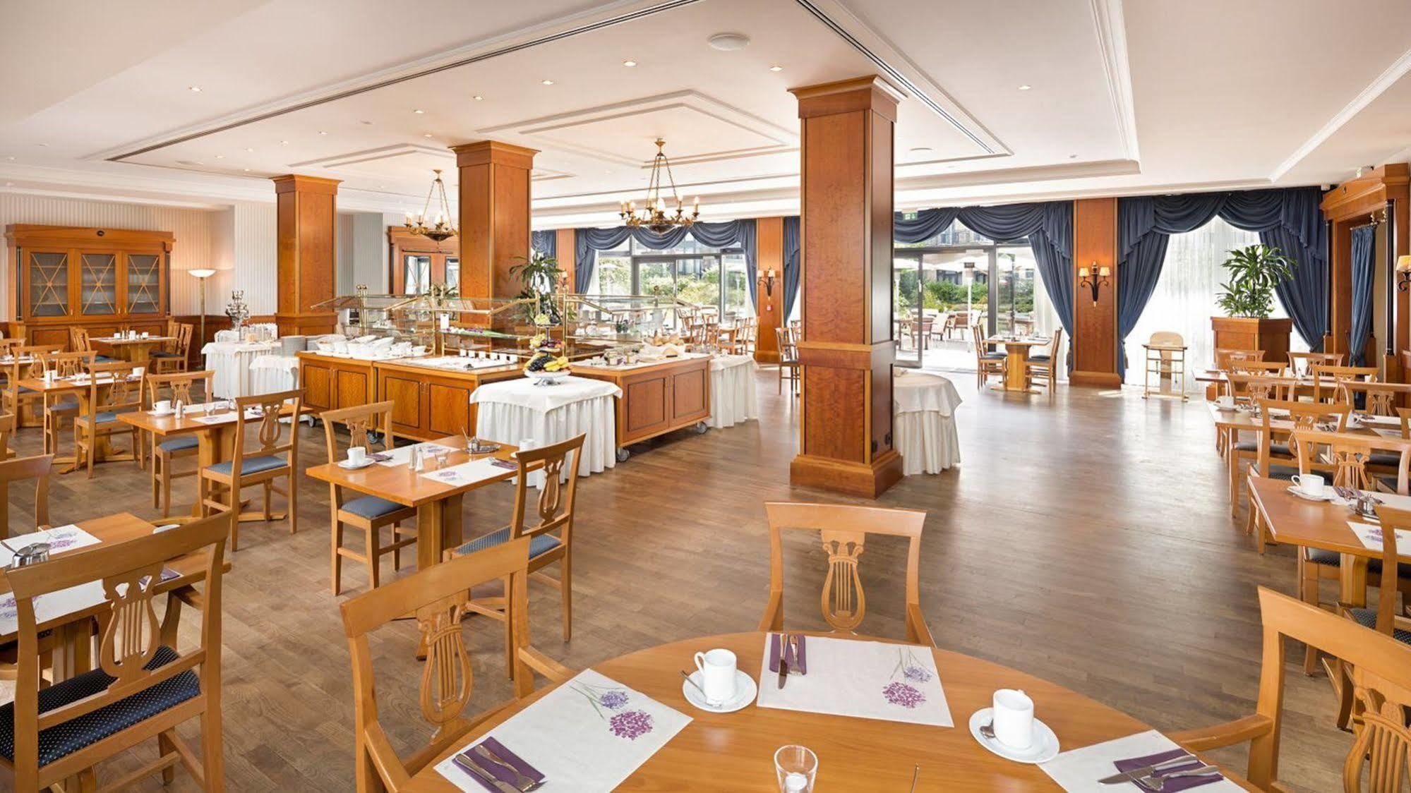 Victor's Residenz-hotel Mitte Hotel Berlino